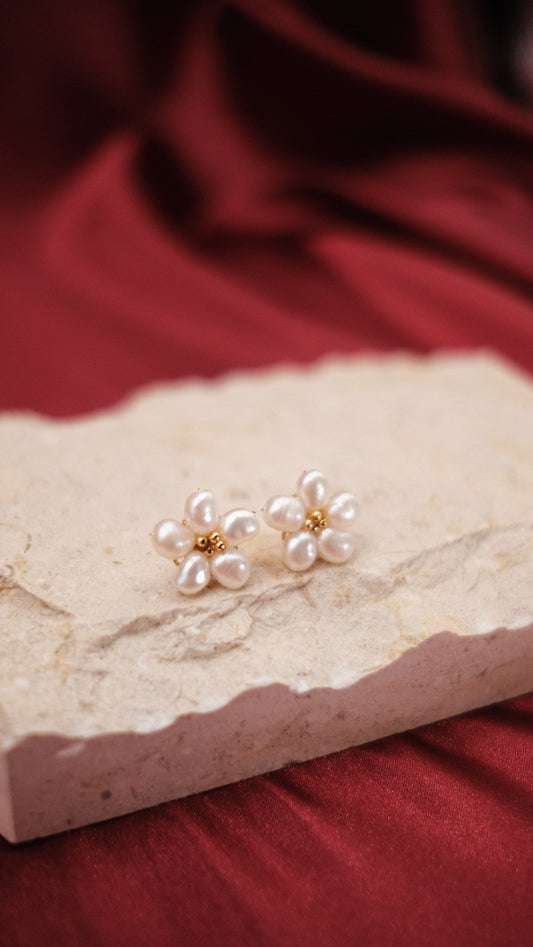 Daisy Petals Studs