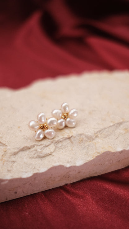 Daisy Petals Studs